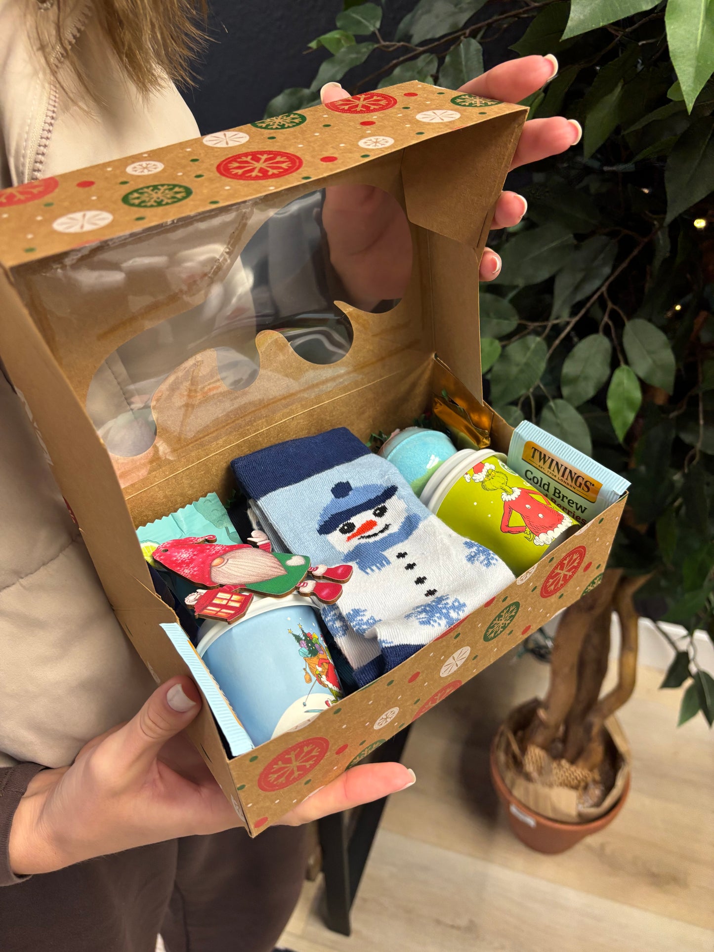 Small Cozy Box (Holiday Edition)