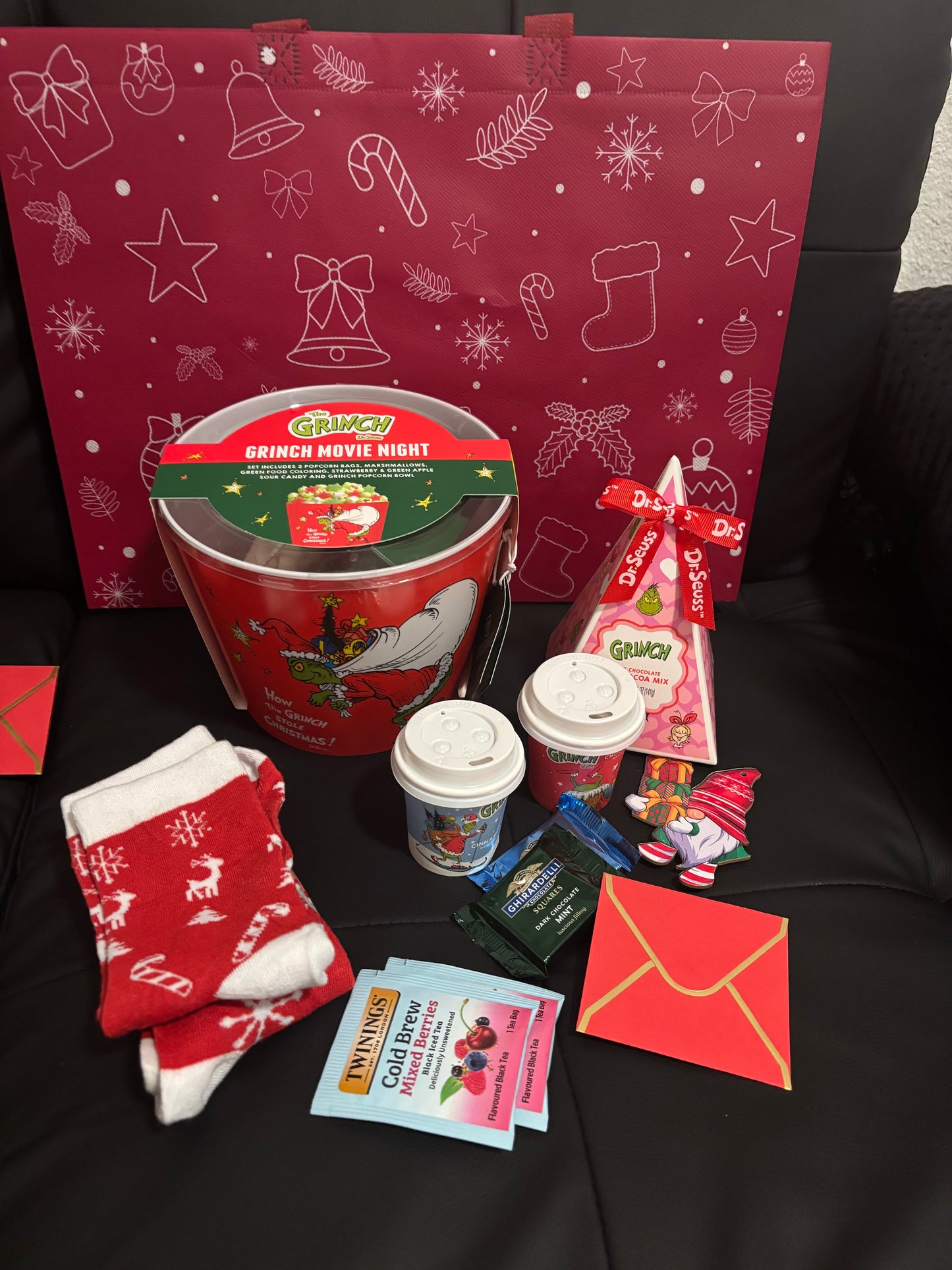 💚 GRINCH MOVIE NIGHT ПОДАРОЧНЫЙ НАБОР